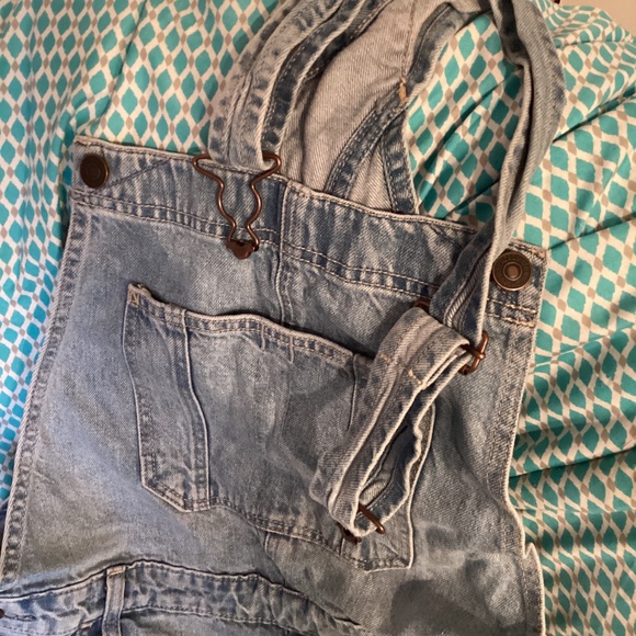 Abercrombie & Fitch Distressed Denim Overall Shorts M - Picture 4 of 5